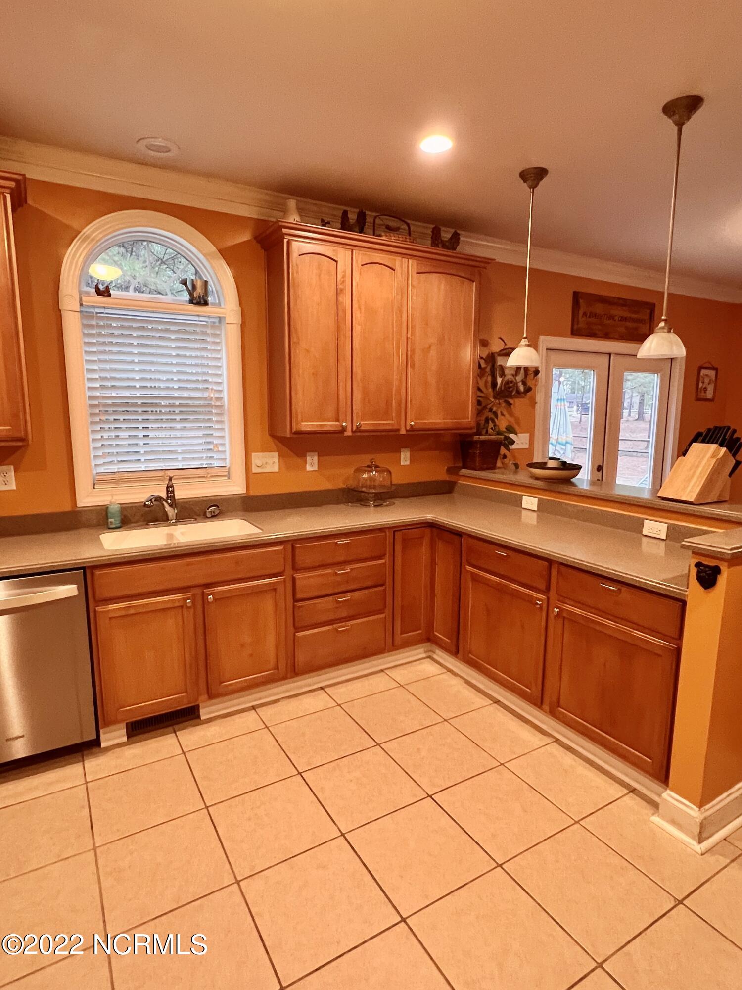 4 Ridge Road Jackson Springs, NC 27281 - Photo 10 of 33 Kitchen