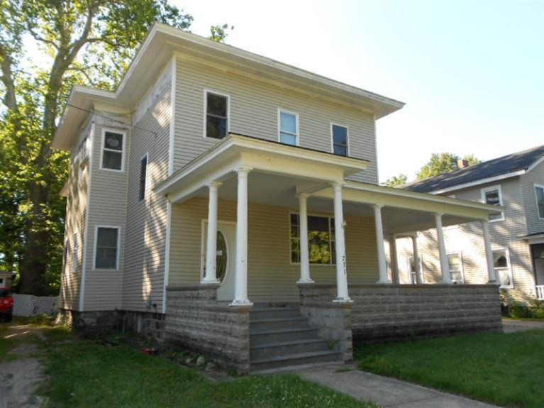231 Portage Avenue Three Rivers, MI 49093 - Photo 1 of 12 Primary Photo