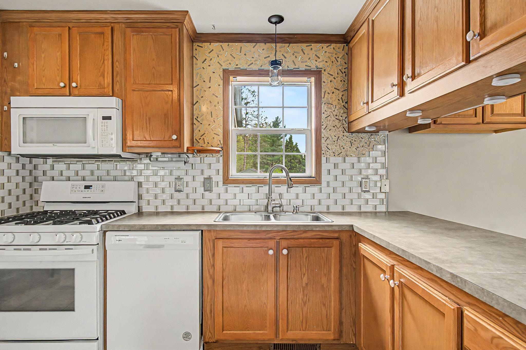 110 N Road, Unit 51 Richmond, VT 05477 - Photo 8 of 43