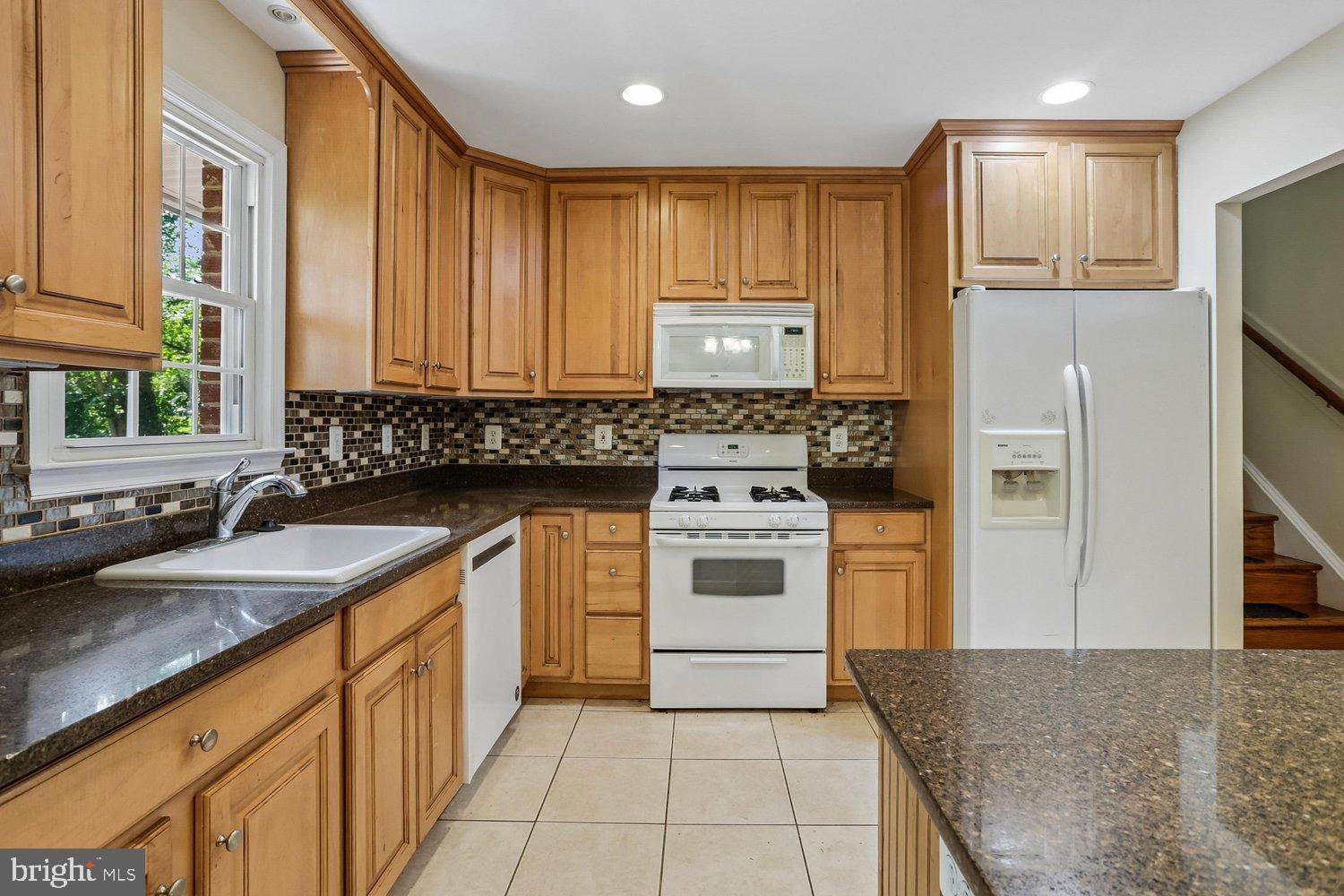 8317 Accotink Road Lorton, VA 22079 - Photo 14 of 61 Kitchen