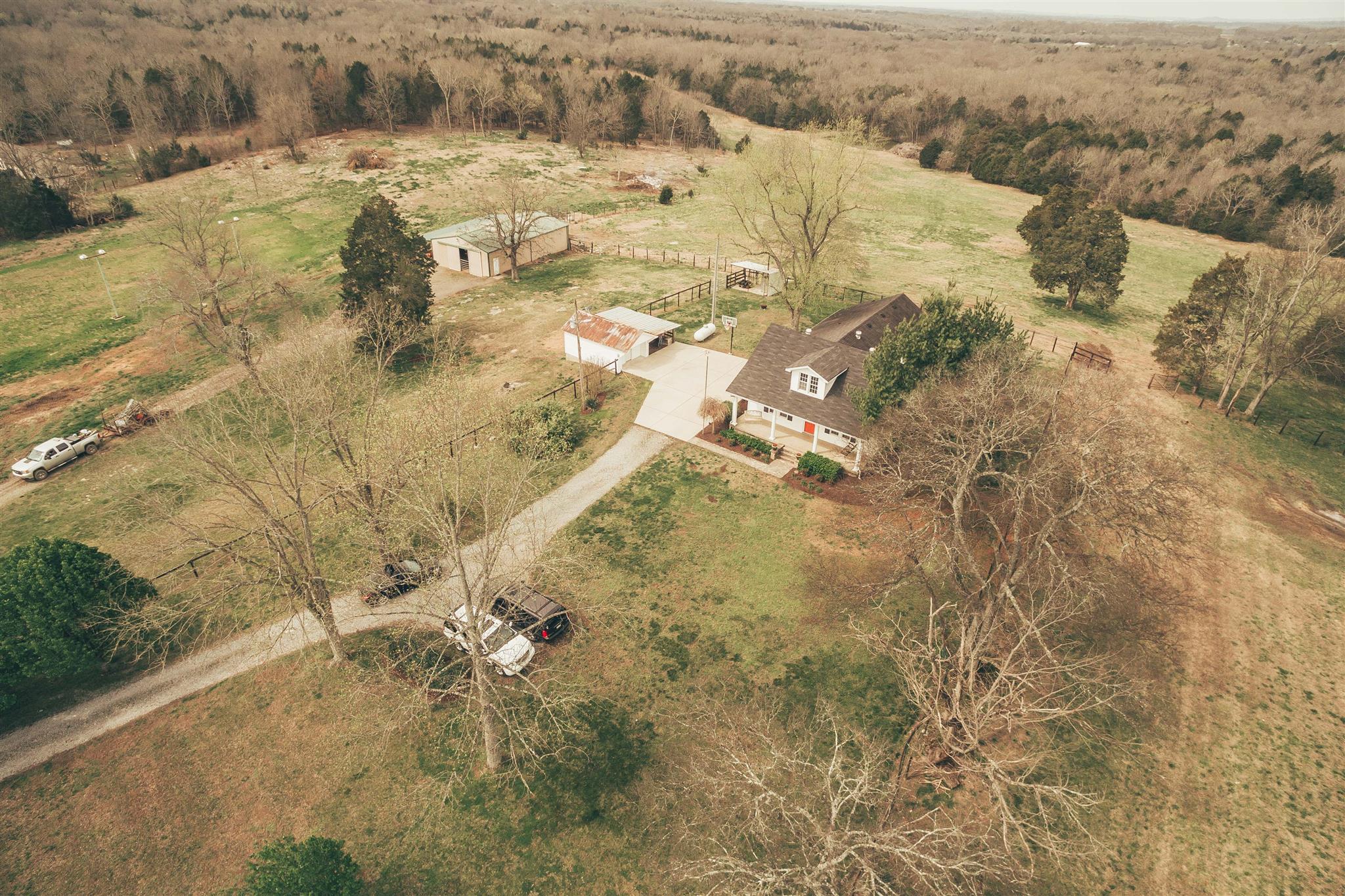 498 Canoe Branch Road Castalian Springs, TN 37031 - Photo 27 of 30 a view of swimming pool and mountain view