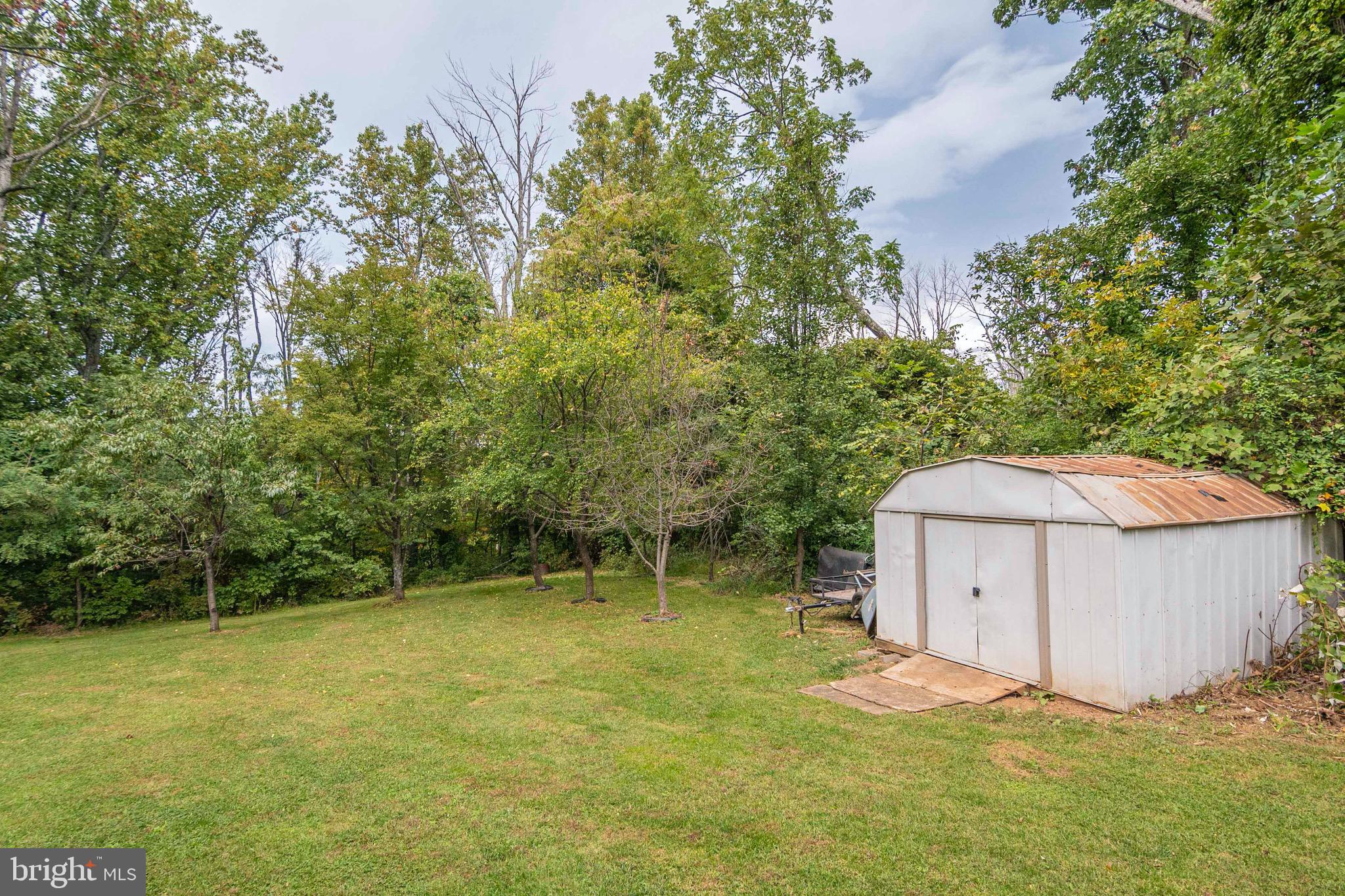 783 High Top Road Linden, VA 22642 - Photo 14 of 39