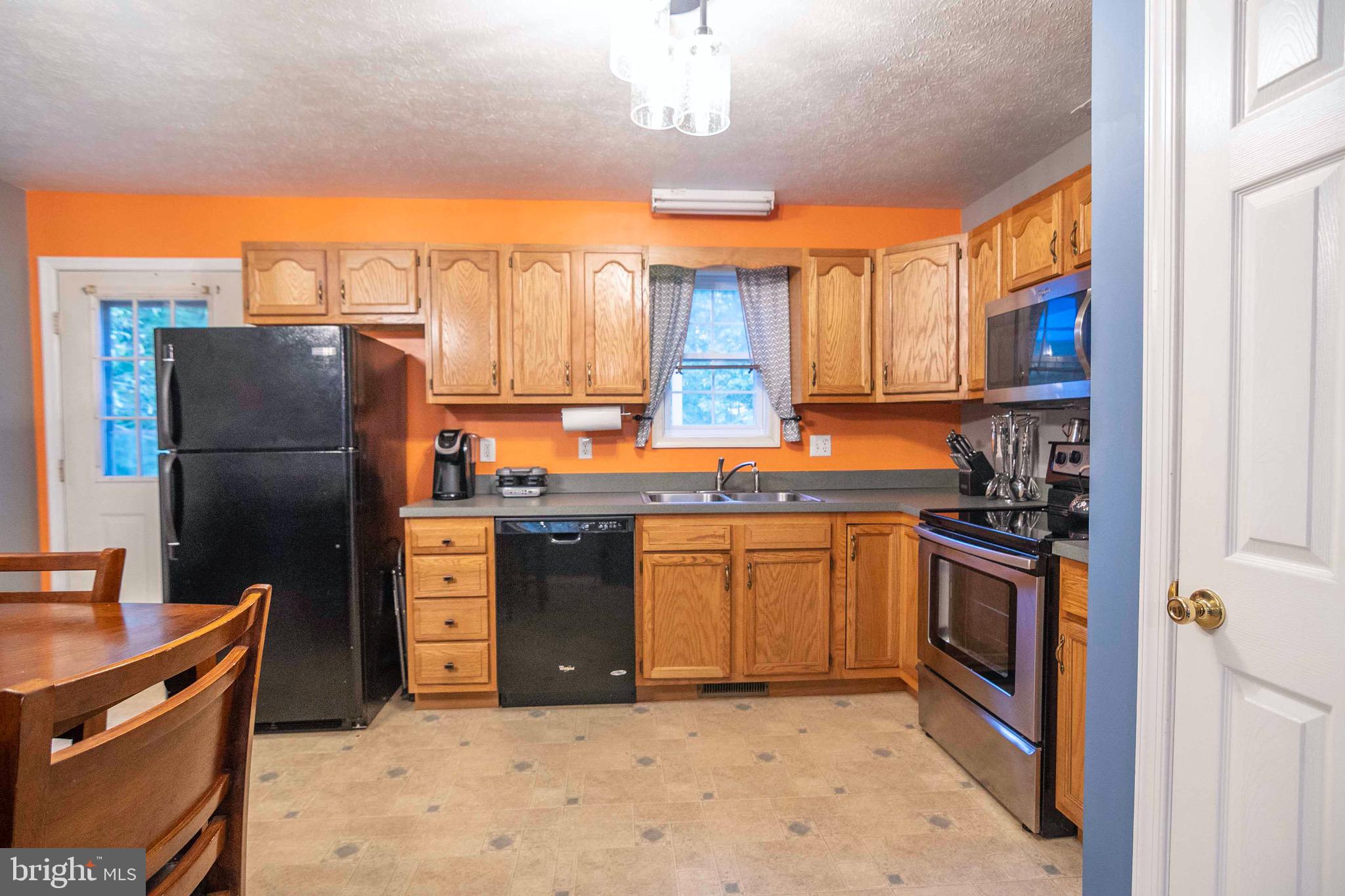 783 High Top Road Linden, VA 22642 - Photo 22 of 39