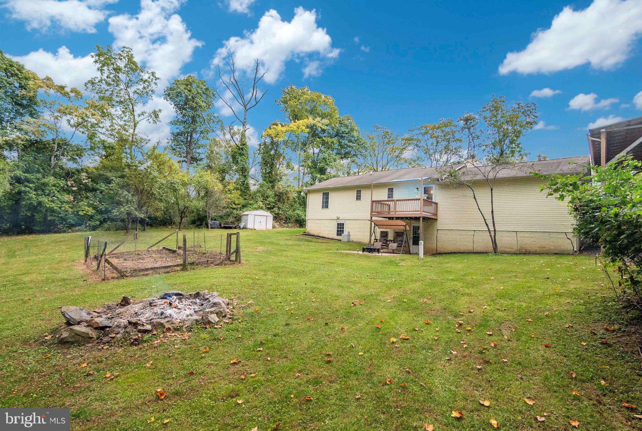 783 High Top Road Linden, VA 22642 - Photo 5 of 39