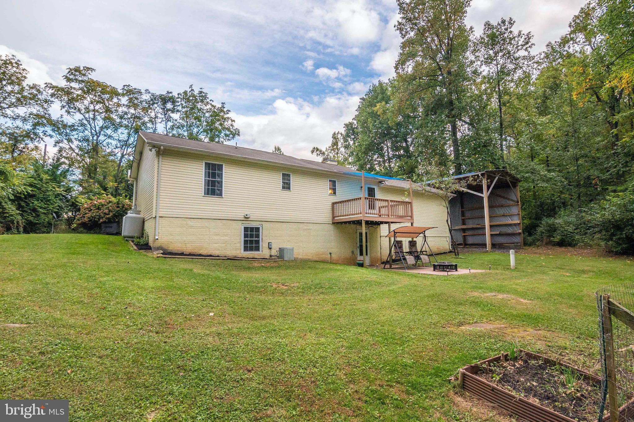 783 High Top Road Linden, VA 22642 - Photo 6 of 39