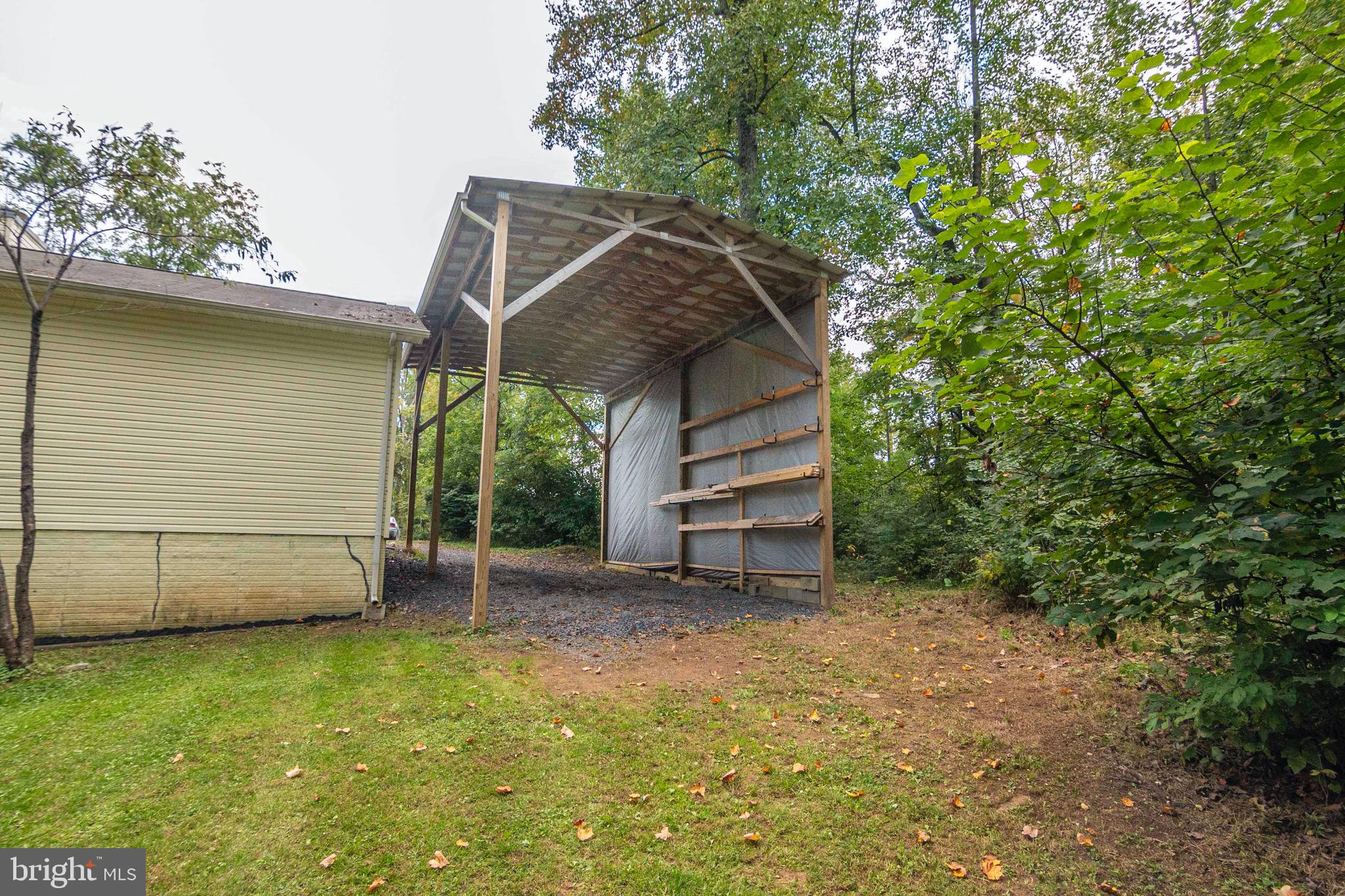 783 High Top Road Linden, VA 22642 - Photo 10 of 39