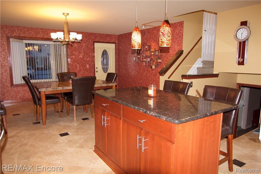 45411 Spagnuolo Road Macomb, MI 48044 - Photo 12 of 64 IMG_5303.jpg