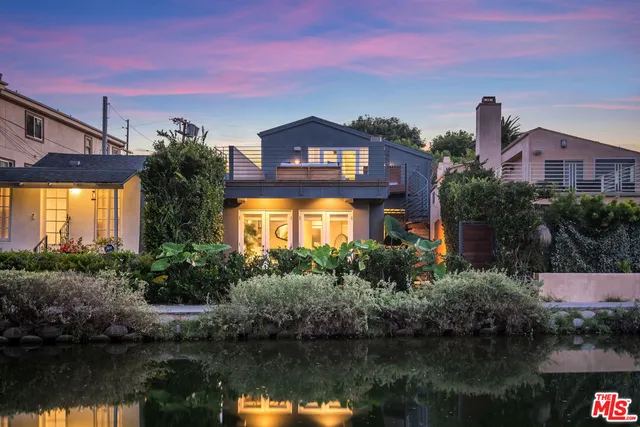 $3,500,000 | 3001 Grand Canal, Venice, CA 90291