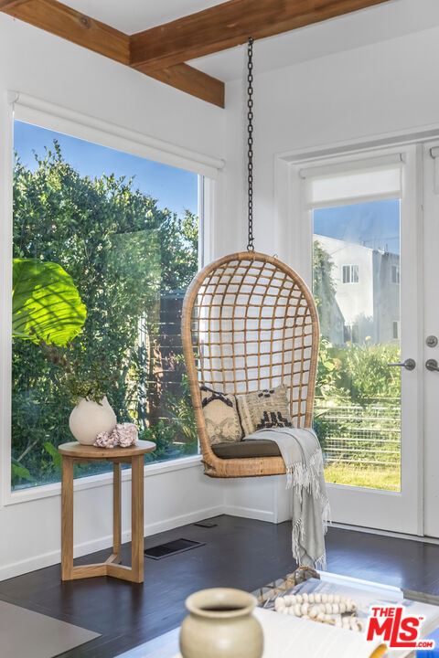 3001 Grand Canal Venice, CA 90291 - Photo 12 of 75