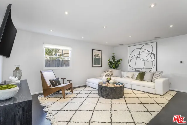 $3,500,000 | 3001 Grand Canal, Venice, CA 90291