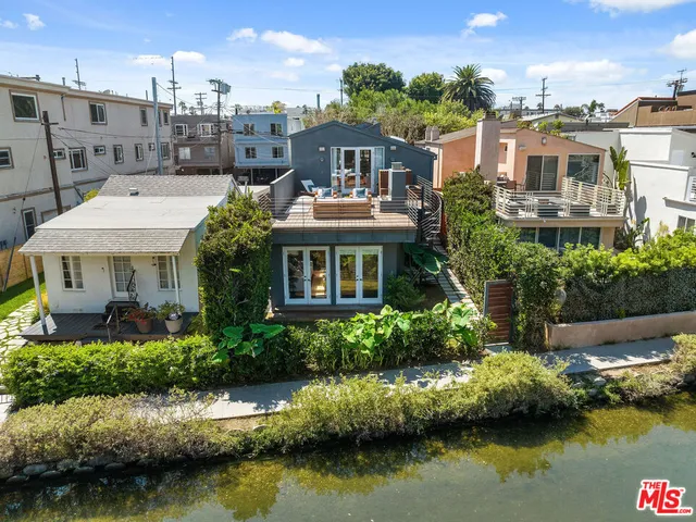$3,500,000 | 3001 Grand Canal, Venice, CA 90291