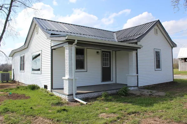 $258,000 | 14105 North State Road 56, Vevay, IN 47043
