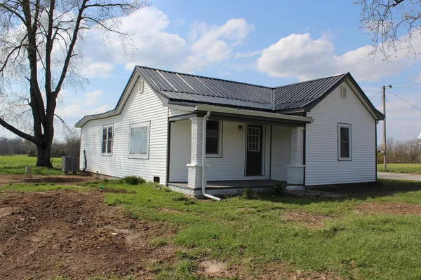 $258,000 | 14105 North State Road 56, Vevay, IN 47043
