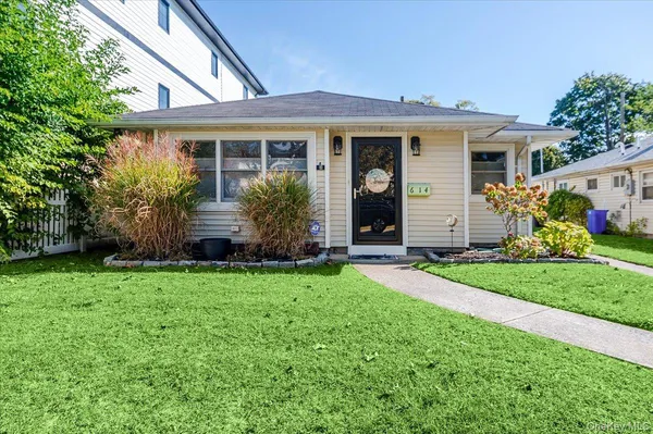 $770,000 | 614 Franklin Boulevard, Long Beach, NY 11561