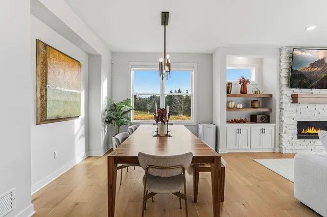 $1,300,000 | 14415 49th Street North, Stillwater, MN 55082