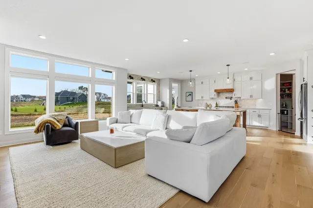 $1,300,000 | 14415 49th Street North, Stillwater, MN 55082