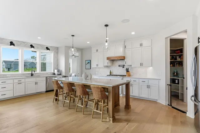 $1,300,000 | 14415 49th Street North, Stillwater, MN 55082