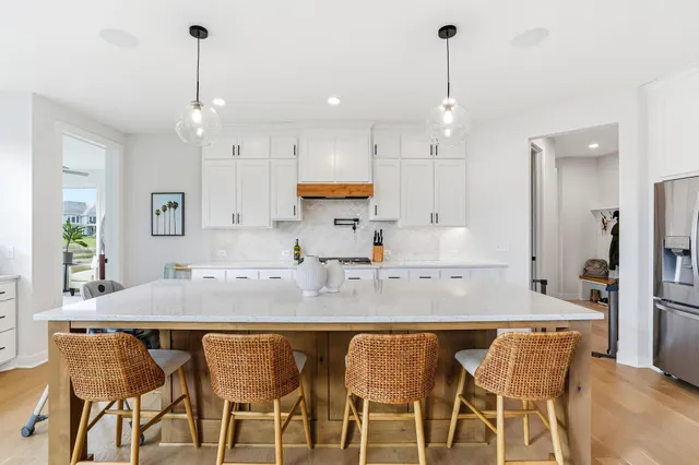 $1,300,000 | 14415 49th Street North, Stillwater, MN 55082