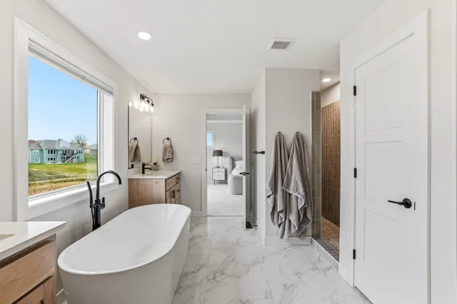 $1,300,000 | 14415 49th Street North, Stillwater, MN 55082