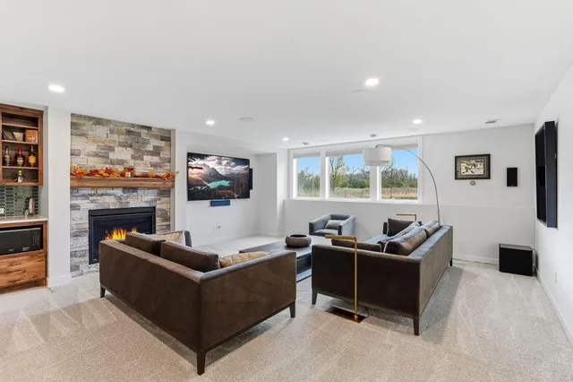 $1,300,000 | 14415 49th Street North, Stillwater, MN 55082