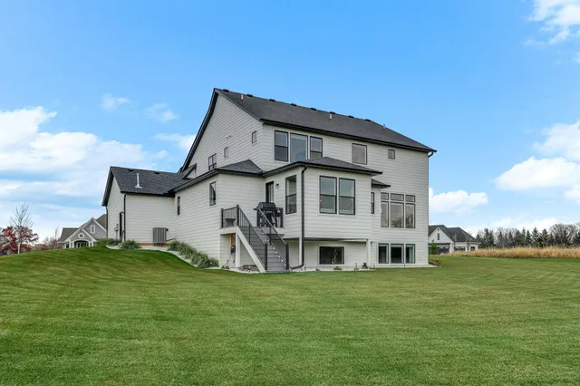 $1,300,000 | 14415 49th Street North, Stillwater, MN 55082