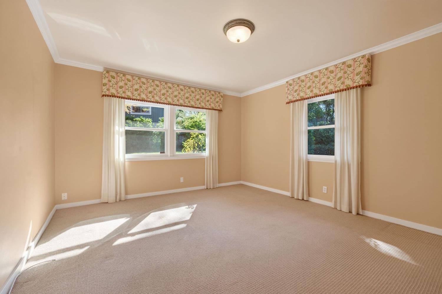 203 Foothill Road Ojai, CA 93023 - Photo 10 of 12