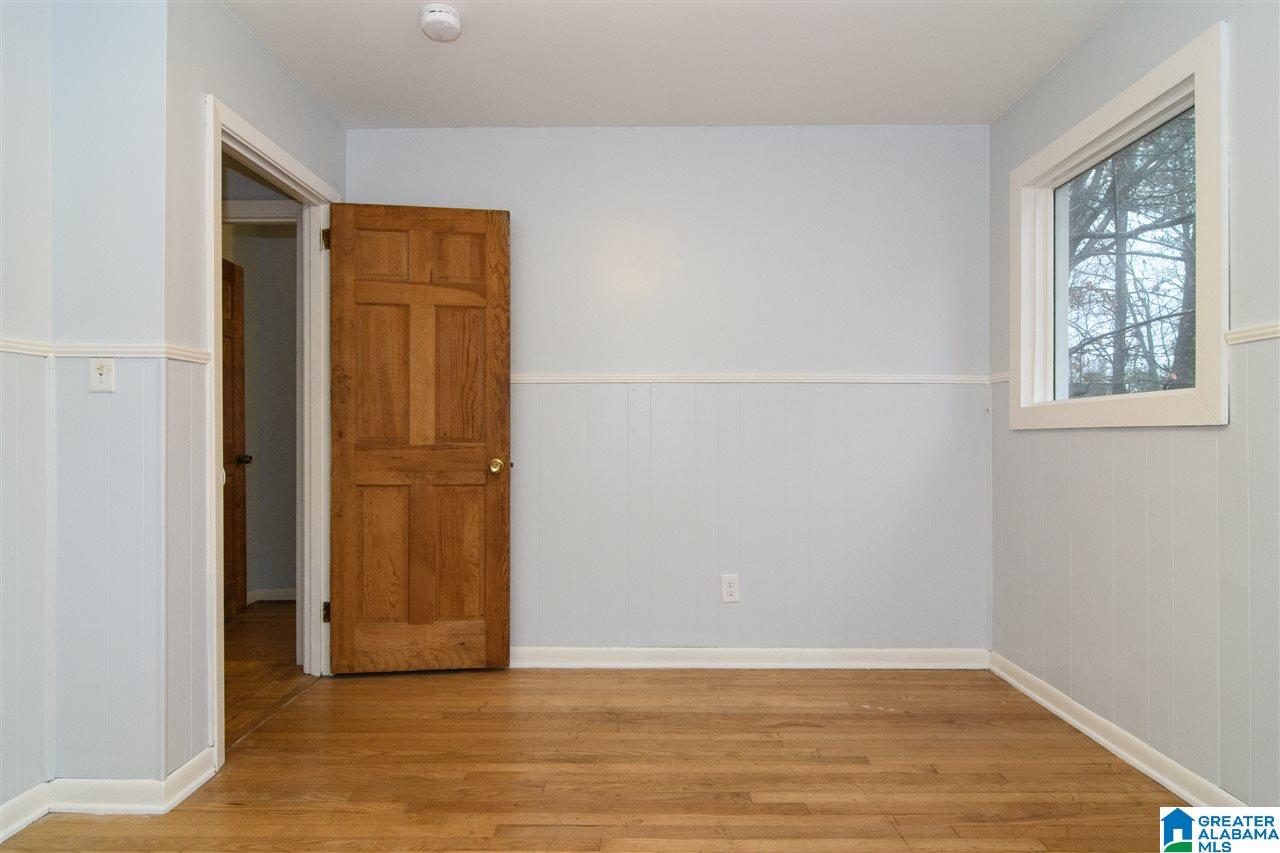 3941 Kyle Lane Birmingham, AL 35243 - Photo 18 of 29