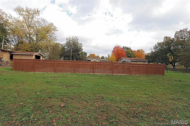 $324,900 | 333 East Maple Street, Scott City, MO 63780