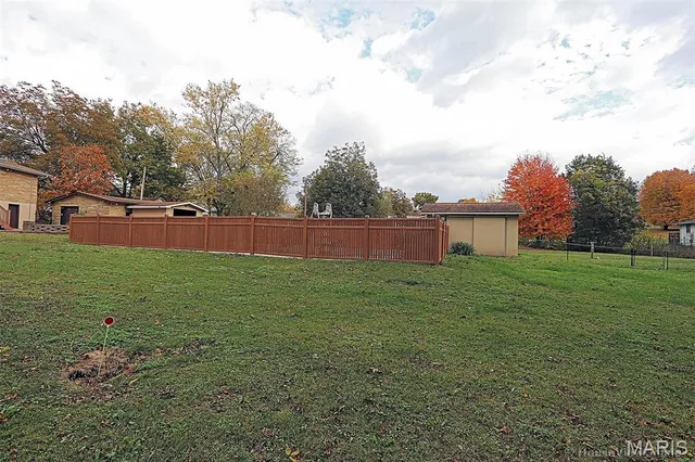 $324,900 | 333 East Maple Street, Scott City, MO 63780