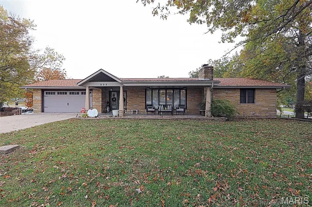 $324,900 | 333 East Maple Street, Scott City, MO 63780