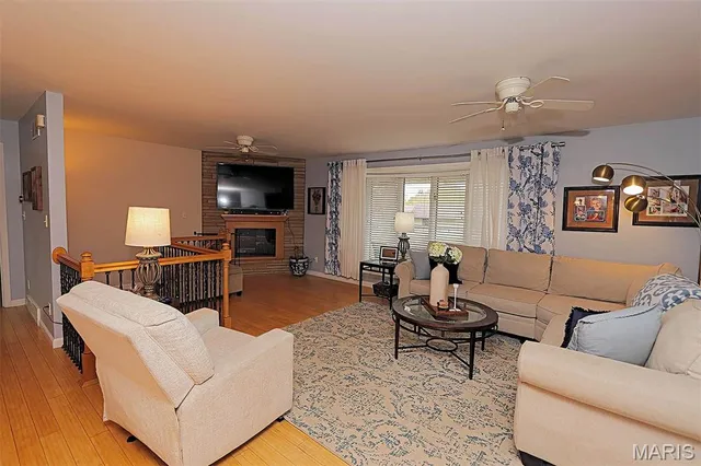 $324,900 | 333 East Maple Street, Scott City, MO 63780