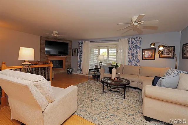 $324,900 | 333 East Maple Street, Scott City, MO 63780