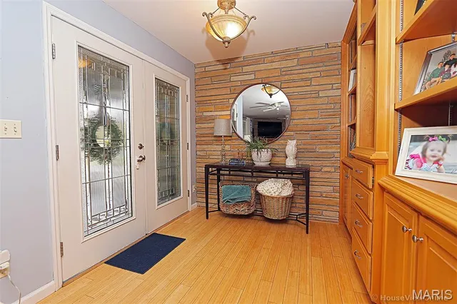 $324,900 | 333 East Maple Street, Scott City, MO 63780