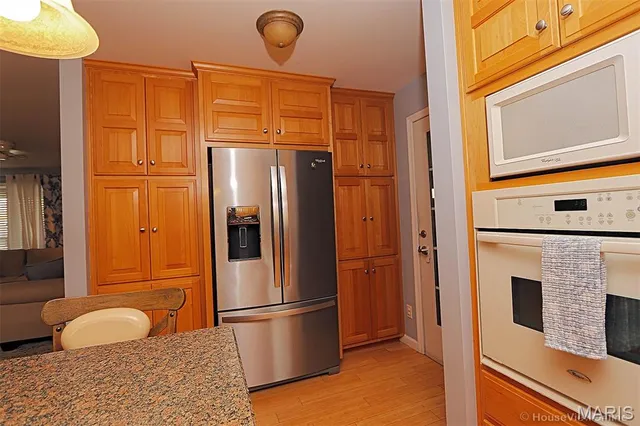 $324,900 | 333 East Maple Street, Scott City, MO 63780