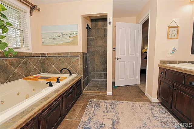 $324,900 | 333 East Maple Street, Scott City, MO 63780