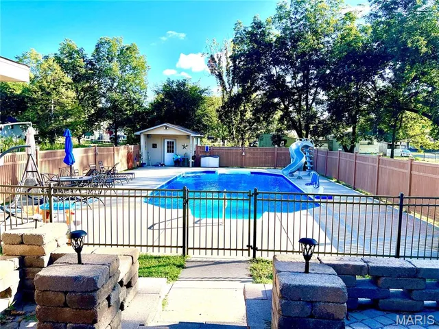 $324,900 | 333 East Maple Street, Scott City, MO 63780