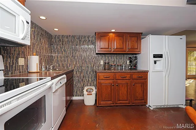 $324,900 | 333 East Maple Street, Scott City, MO 63780