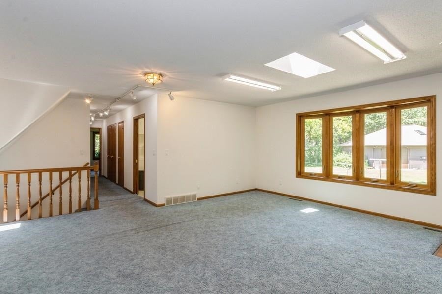 3946 Spring Street Northeast Solon, IA 52333 - Photo 13 of 42 Gallery Image 13