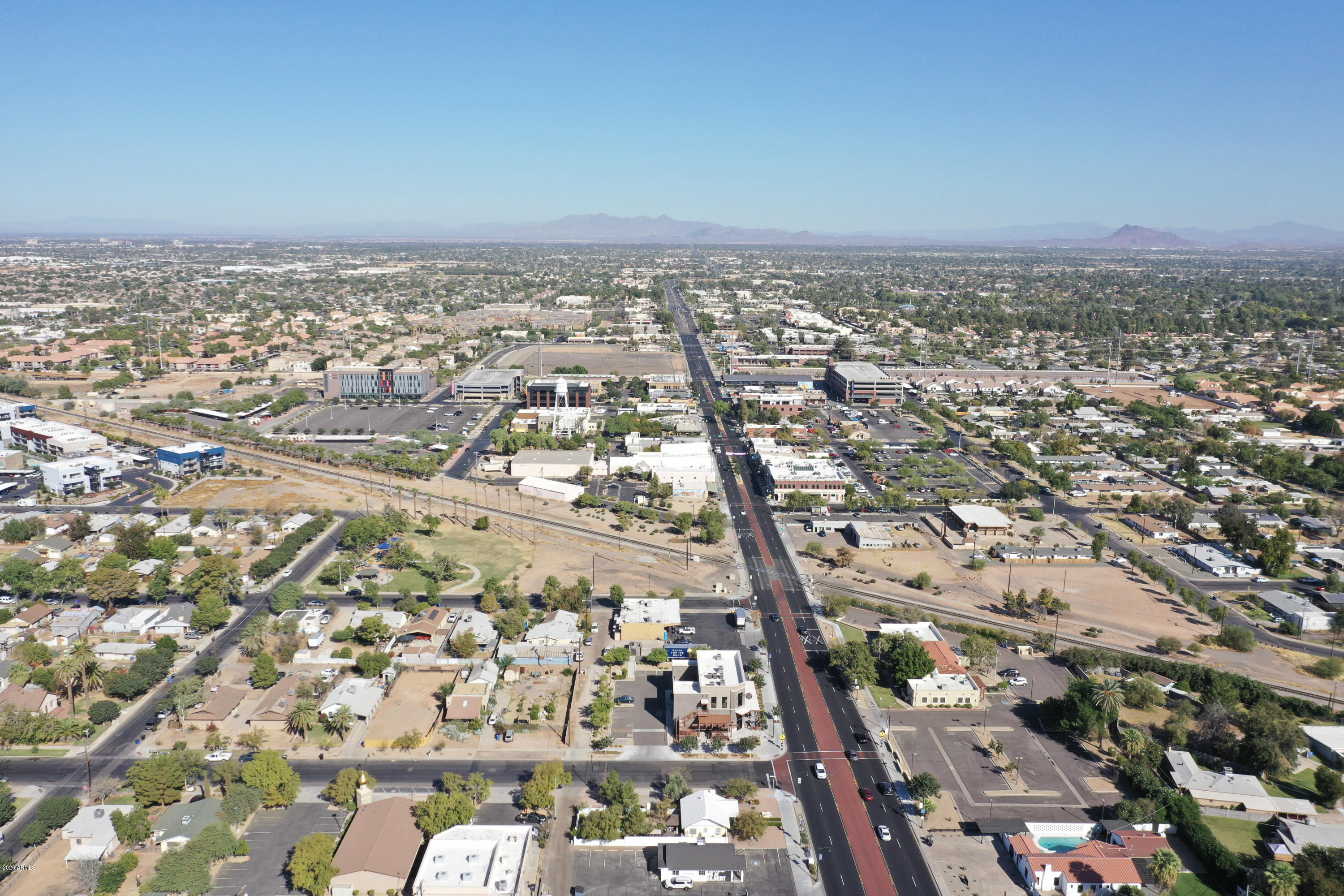 246 South Gilbert Road Gilbert, AZ 85233 - Photo 22 of 28 19-org_fe04732d5293424e_1604662662000