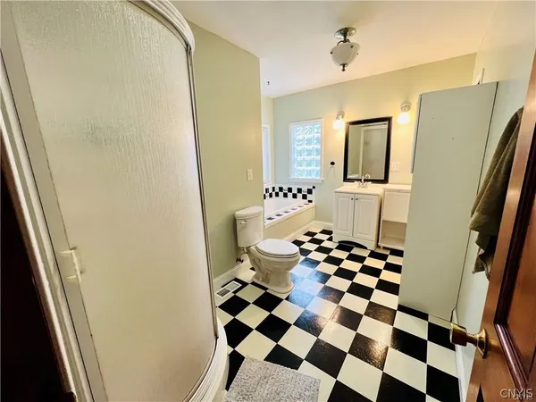 $1,950 | 130 East Flower Avenue, Watertown, NY 13601