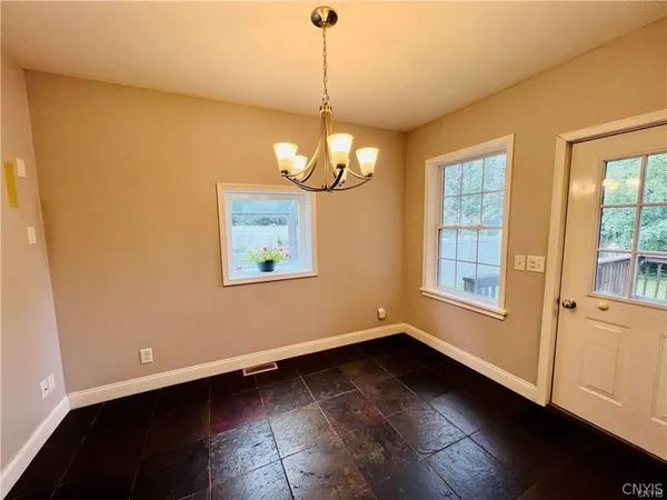 $1,950 | 130 East Flower Avenue, Watertown, NY 13601