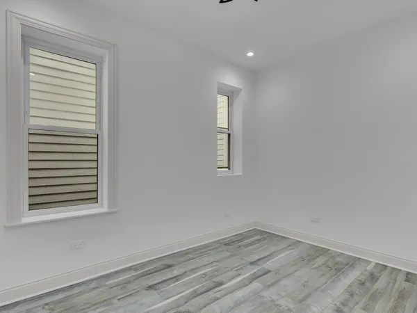 $2,800 | 2109 North Spaulding Avenue, Unit 1, Chicago, IL 60647