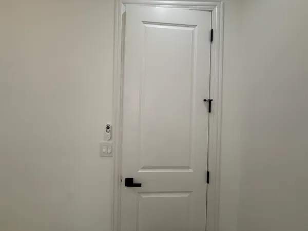 $2,800 | 2109 North Spaulding Avenue, Unit 1, Chicago, IL 60647