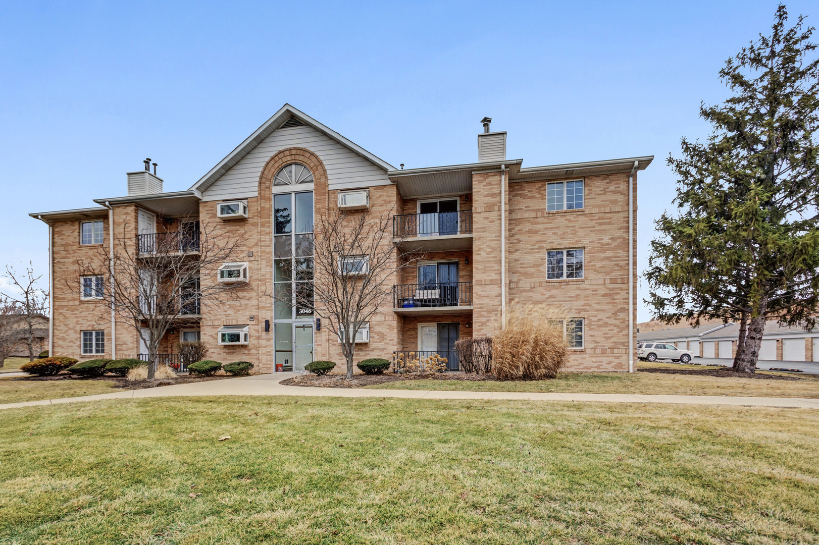 3048 Matthew Lane, Unit A3 Homewood, IL 60430 - Photo 1 of 17