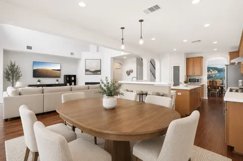 $997,500 | 7817 Oteka Cove, Austin, TX 78735