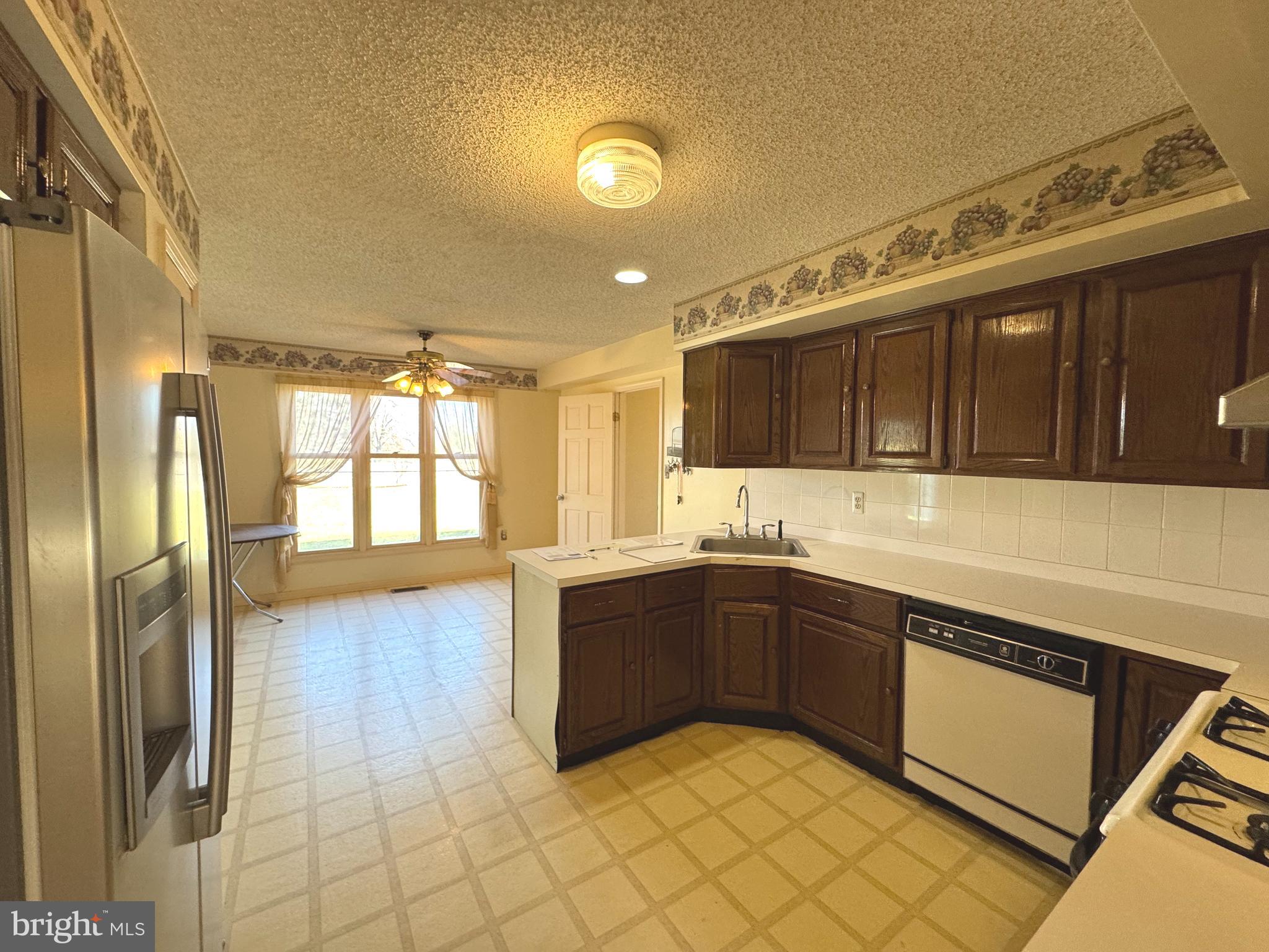 2530 Klockner Road Hamilton, NJ 08690 - Photo 6 of 16 Gallery Image 6