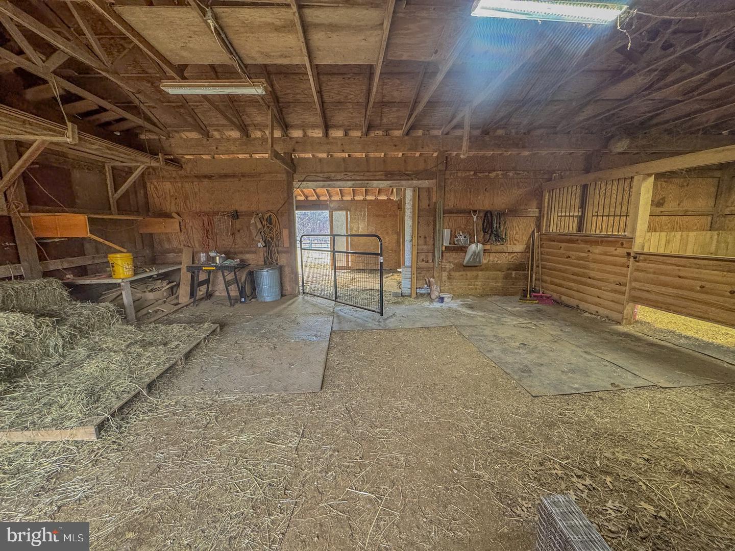 2531 Uniontown Road Westminster, MD 21158 - Photo 46 of 61 Barn