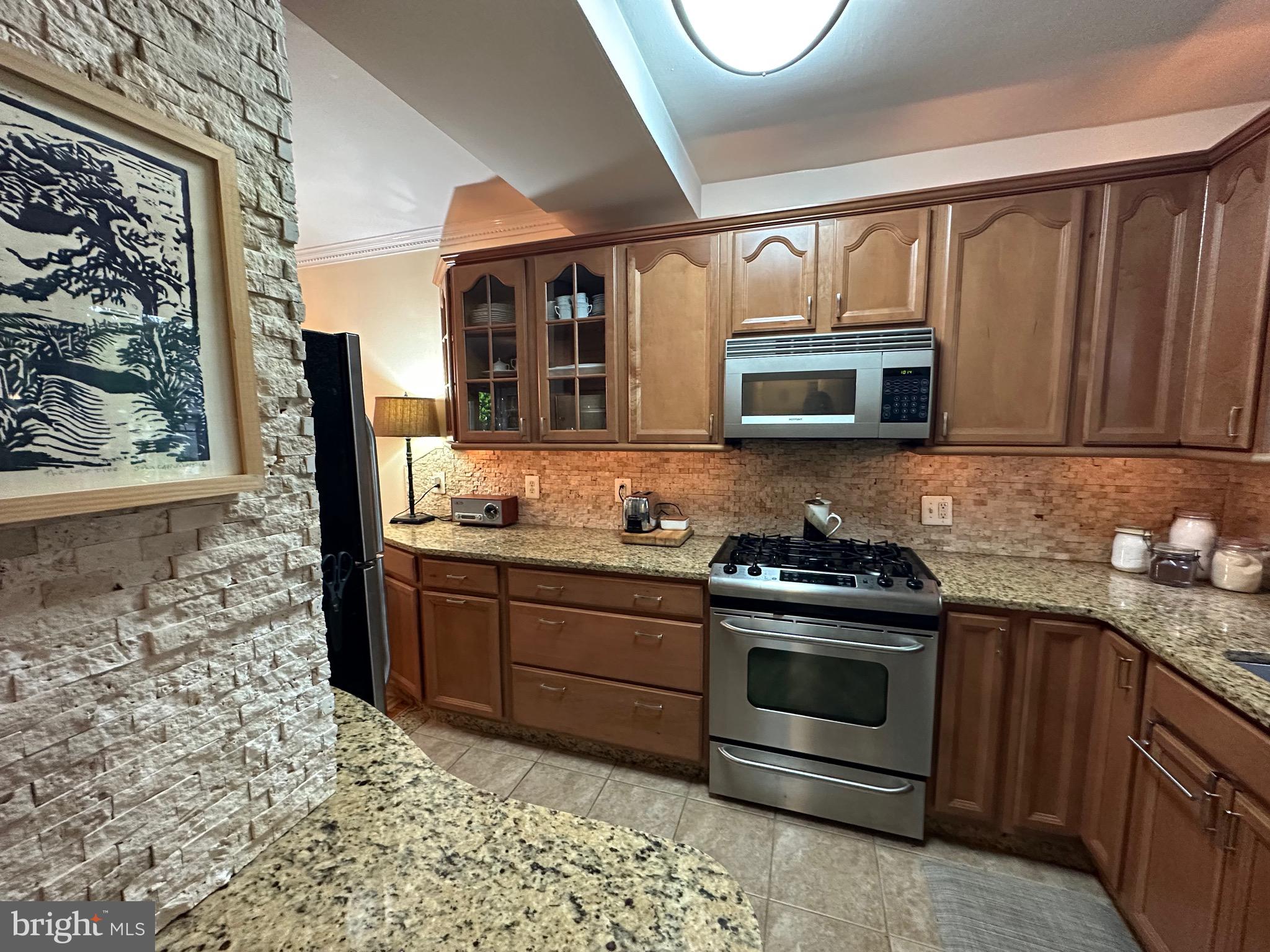 3638 Gunston Road Alexandria, VA 22302 - Photo 5 of 29
