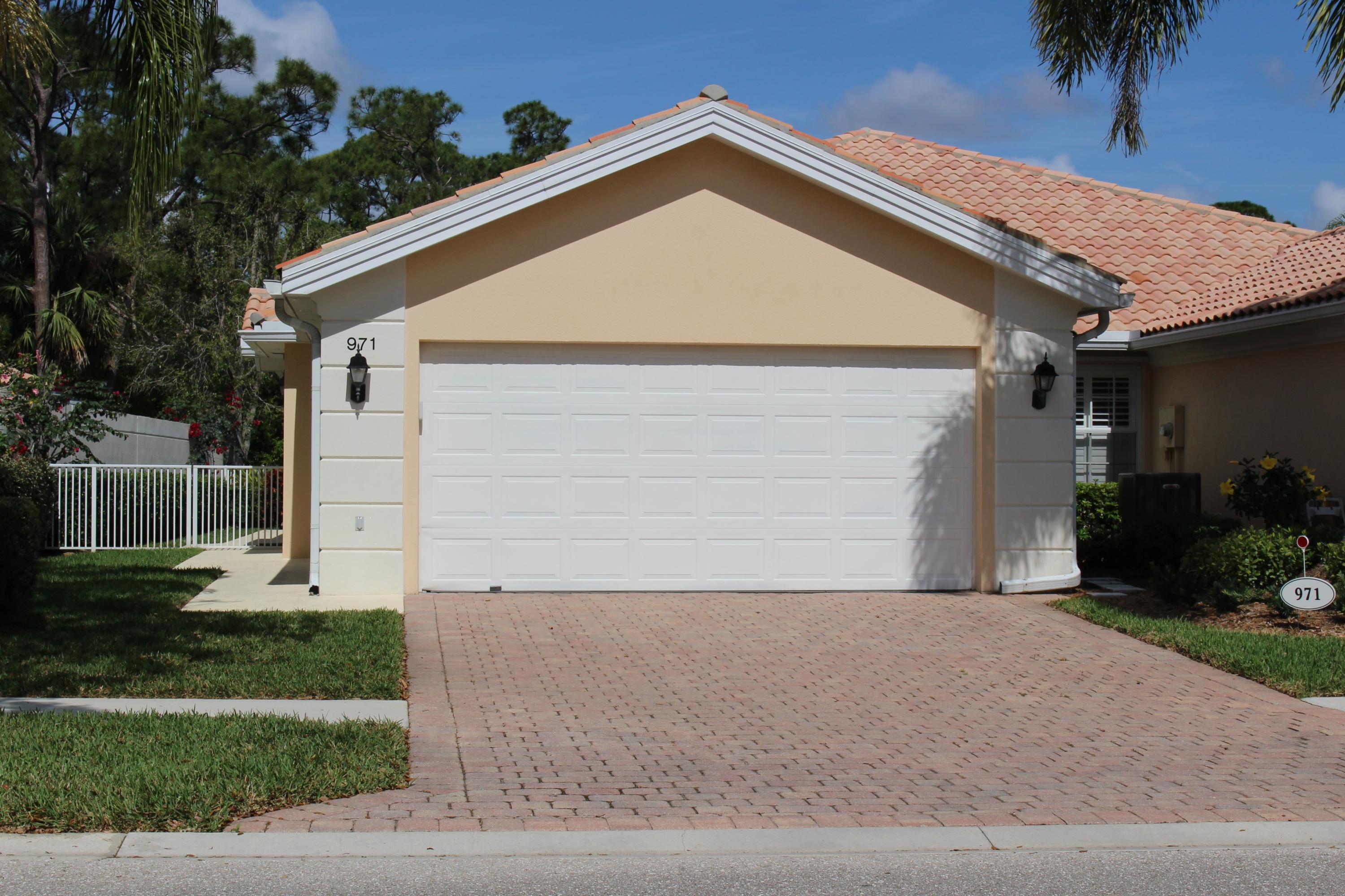 971 Southwest Tamarrow Place Stuart, FL 34997 - Photo 1 of 31 Front