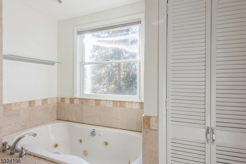 1387 Valley Road Stirling, NJ 07980 - Photo 15 of 36